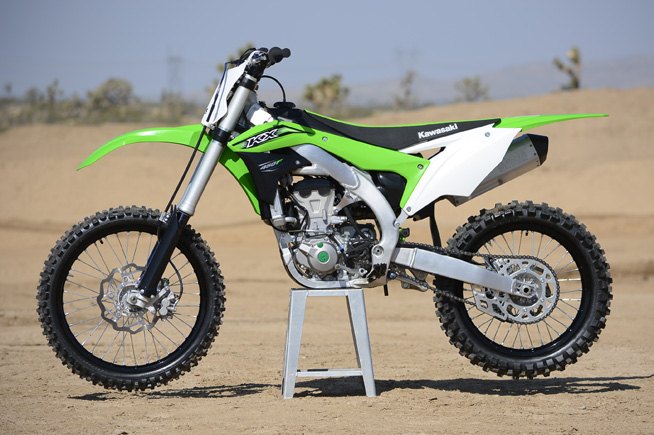 2016 kawasaki kx450f review, Kawasaki has completely redesigned the KX450F for 2016 and the new machine is lighter quicker and better handling than the previous generation