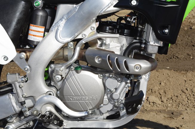 2016 kawasaki kx250f review, The Kawasaki s fuel injected 249cc DOHC engine received a minor change in the form of a stronger bolt in one area inside the engine Otherwise it is the same mid range monster as last year