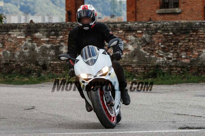 2016 ducati 959 panigale spied