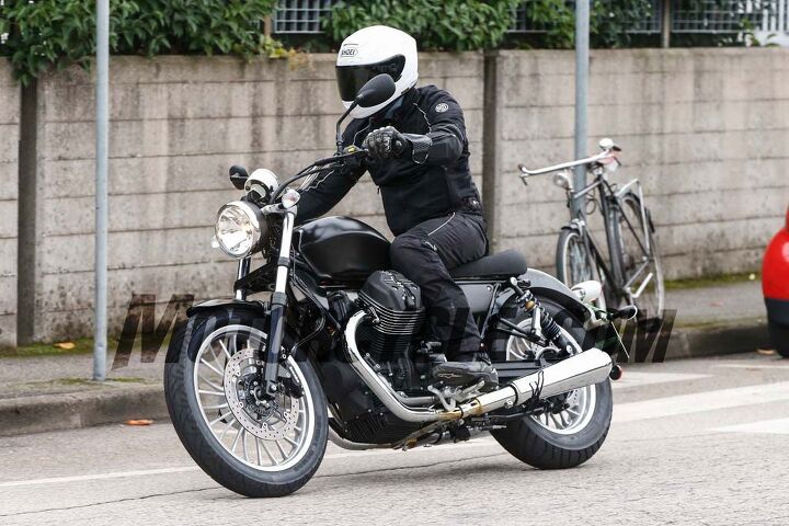 2016 moto guzzi v7 variants spy photos, Two different model V7s or just two varieties of test mules being put through their paces We ll have to wait and see