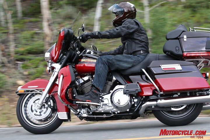 church of mo 2010 harley davidson electra glide ultra limited review, The Electra Glide Ultra Limited is a comfy place from which to chase horizons Also new for 2010 is a line of Harley Davidson jackets that include an exclusive new reflective material that offers a 300 improvement in candlepower rating Typical reflective material is visible to about 150 feet H D says its reflective properties extend visible range to 500 feet from 150