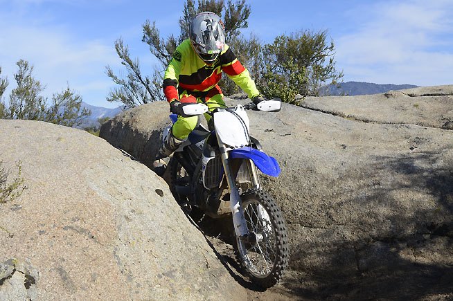 2016 yamaha yz450fx ride review, The FX s cable operated clutch is designed to offer lighter actuation and easier slippage when picking through tight technical or slimy off road sections