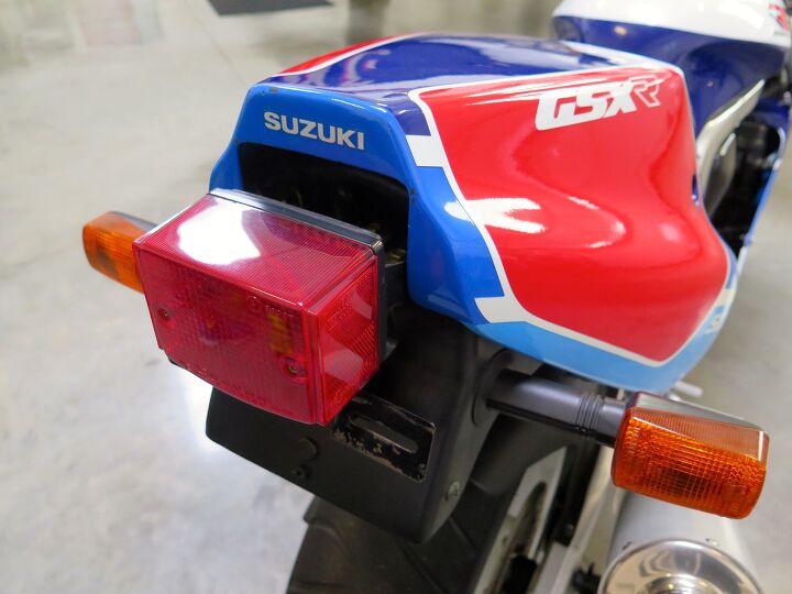 archive 1989 suzuki gsx r750rr, Dammit Fujio Don t seal the crate until we find some kind of taillight