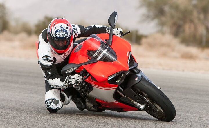 ducati panigale superleggera quick ride review video, The responsiveness of the Superleggera is off the charts with ample feedback from the tires and chassis helping a rider explore its performance envelope