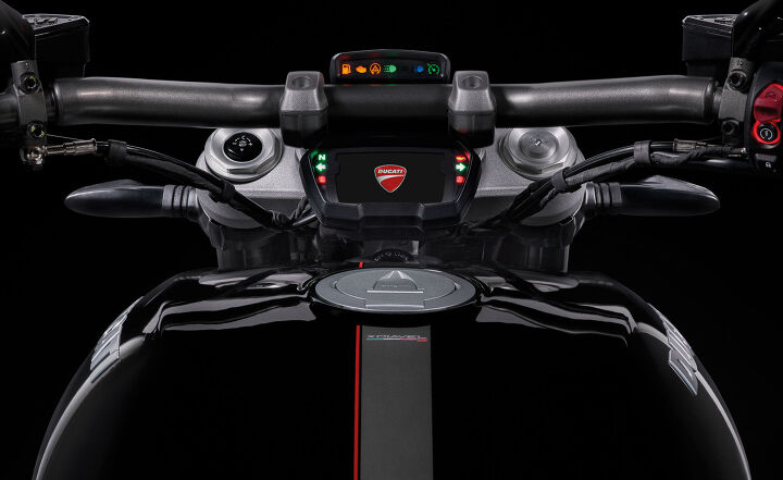 2016 ducati xdiavel s first ride review, The TFT display is easy to read in all lighting conditions relaying all the information needed at a glance
