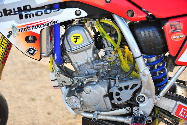racing a honda crf150r is minibike racing the way it should be, Vollmer seems to have perfected the art of CRF150R engine tuning According to King stock versions are notorious for hesitation from the carb on initial throttle No such thing here Just crisp acceleration