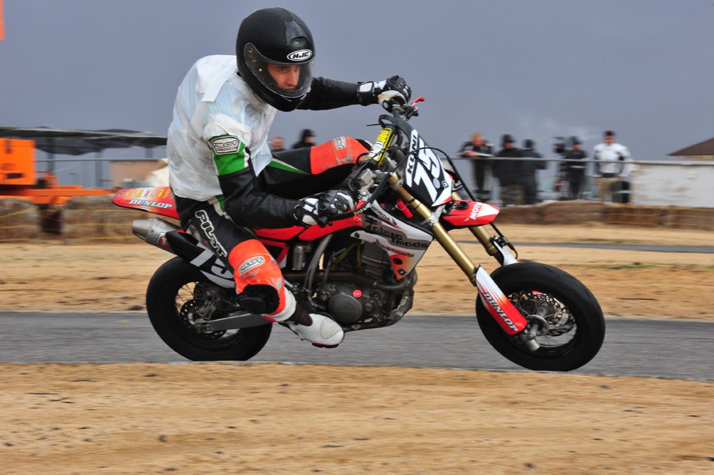 California Mini 150 Rider Racing A Honda CRF150R Is Minibike Racing The Way It Should Be ...