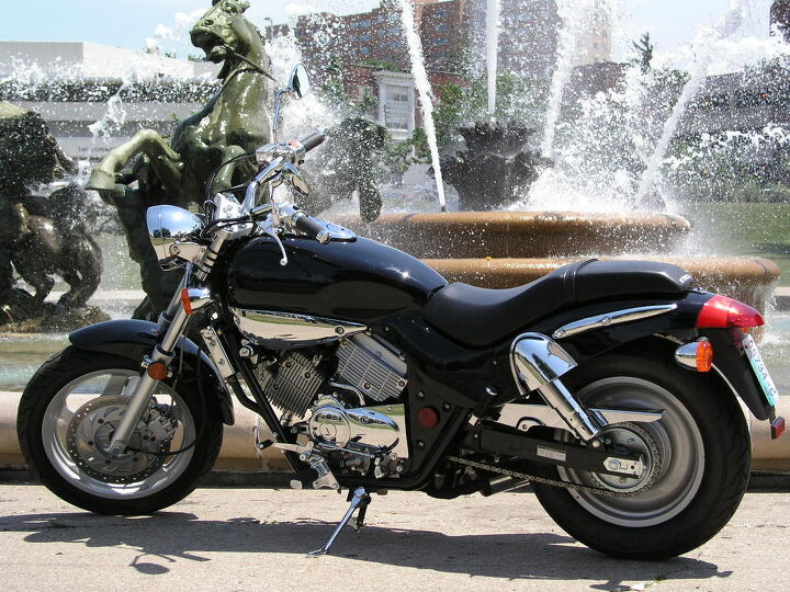 church of mo 2005 kymco venox, The fountain represents the tears of joy of prospective 250cc cruiser owners