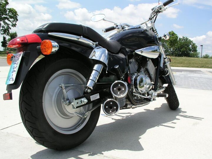 church of mo 2005 kymco venox, Rear end styling is reminiscent of the late 90 s Honda Magna