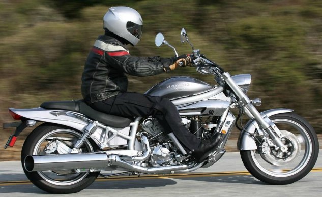 Church Of MO – A New Way To Cruise – 2007 Hyosung Avitar Road Test