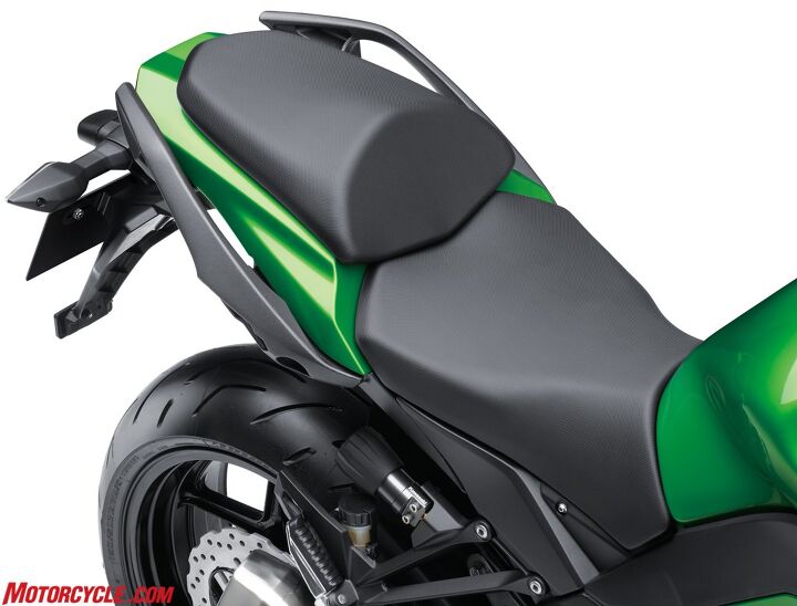 2017 kawasaki ninja 1000 preview, Whether you re sitting in the front or the back both saddles have been revised for greater comfort