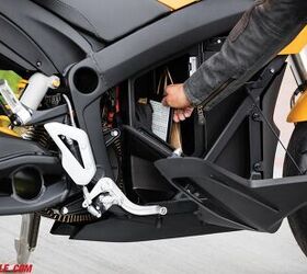 MO Tested: Muc-Off Secure AirTag Holder For Powersports Review