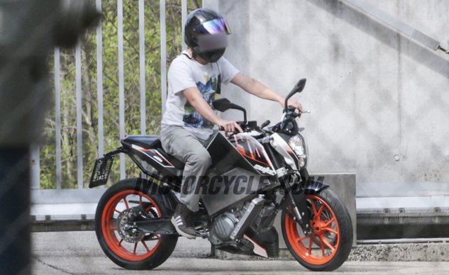 SPIED: KTM E-Duke Electric Motorcycle