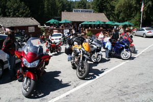 church of mo 2005 sport touring comparo, Lovely Alice s Restaurant in Woodside CA Now that they have a deep fryer we can go there