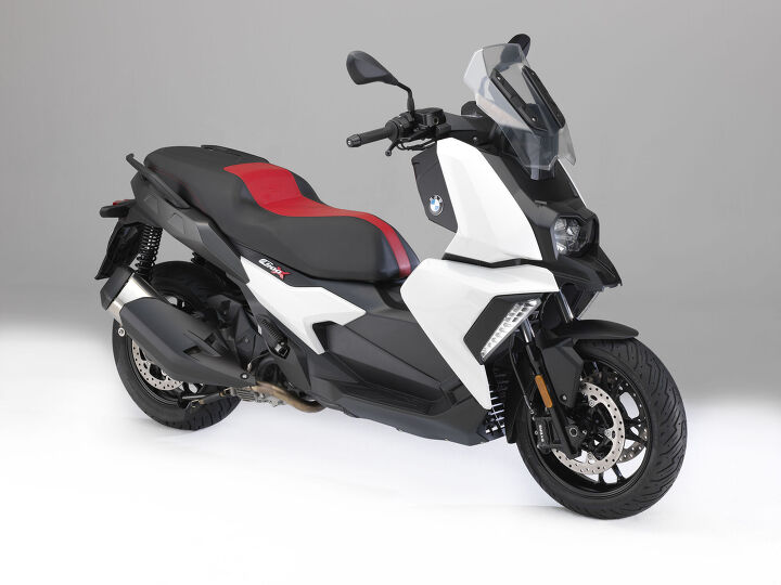 first look 2018 bmw c400x scooter, Bold styling and contrasting colors on seat make a statement