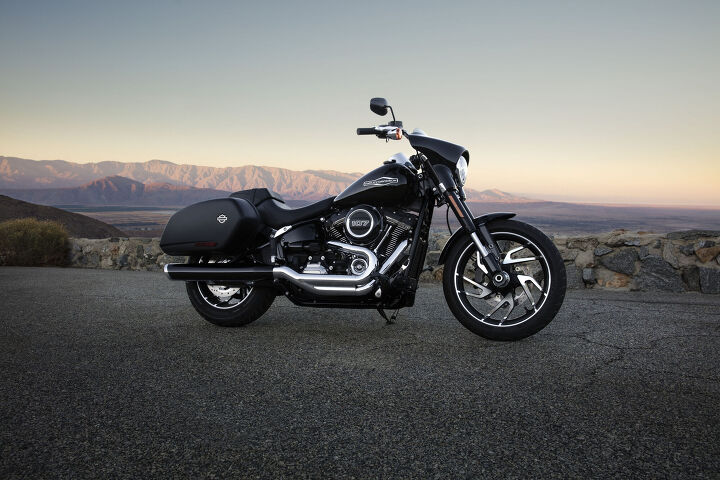 2018 harley davidson sport glide first ride review, Sleek and tastefully executed the Sport Glide cuts an attractive jib