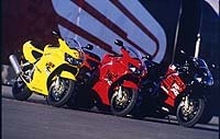 church of mo 1998 honda cbr900rr first ride, Of the three available colors for 98 we found the all yellow CBR particularly sexy