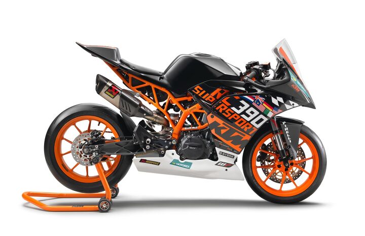 ktm introduces the 2018 rc 390 r for the european and overseas markets, The RC 390 R with the optional SSP300 Race Kit