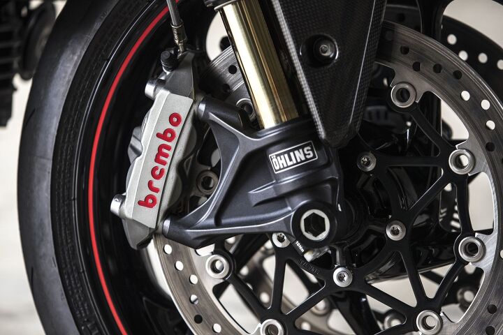 triumph announces 2018 speed triple s and rs, The hlins fork points to this being an RS model but all Speed Triples receive Brembo 4 piston 2 pad M4 34 radial Monobloc calipers Note the slick shoulders on the Pirelli Diablo Supercorsa front tire ya think Triumph is trying to tell us something
