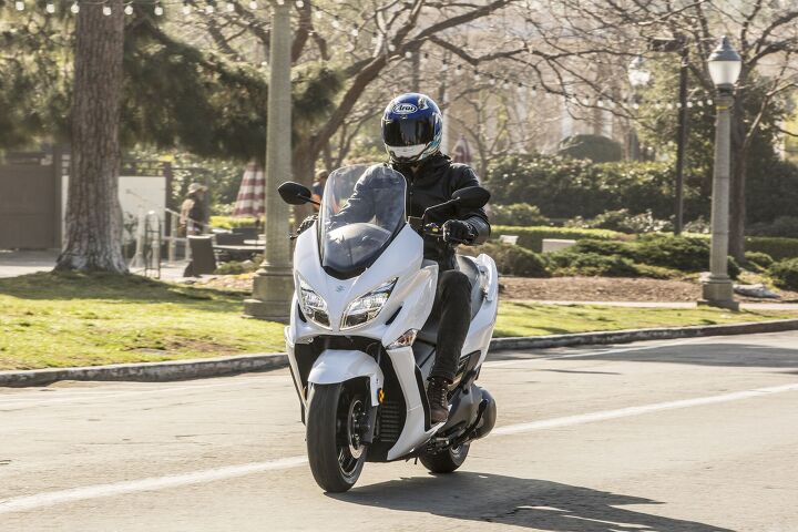 2018 suzuki burgman 400 first ride review, Not a shabby looking scoot if you ask me
