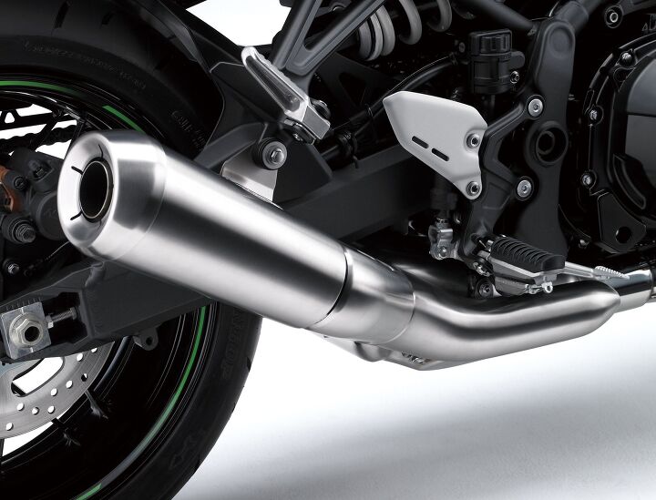kawasaki announces z900rs cafe for us market updated, The Kawasaki Z900RS Cafe gets this spiffy brushed stainless steel exhaust