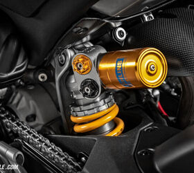 2019 ducati panigale v4 r unveiled at eicma, Behold the hlins TTX36 shock