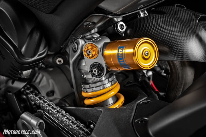 2019 ducati panigale v4 r unveiled at eicma, Behold the hlins TTX36 shock