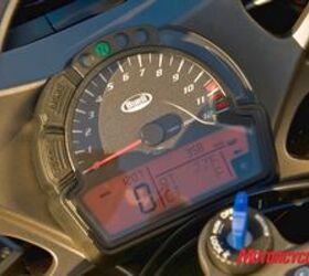 church of mo 2008 buell 1125r, Analog tachometer is easy to see at a glance but the remaining LCD part of instrument cluster can be difficult to read in daylight due to thin LCD character display