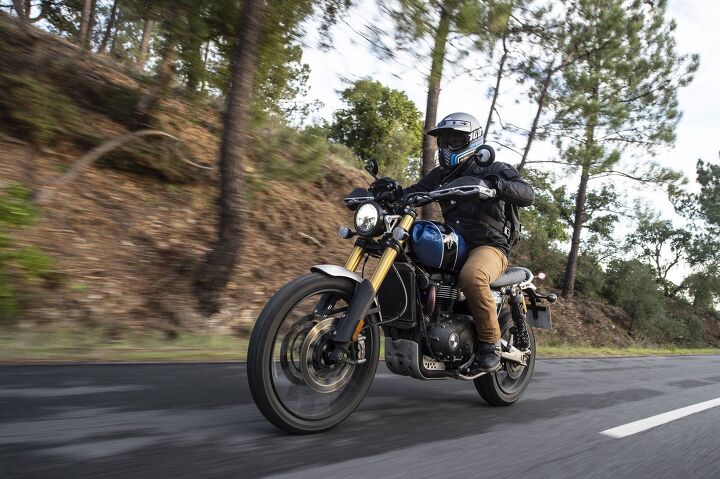 2019 triumph scrambler 1200 xc and xe review, The LED headlight features a distinct daytime running light for better visibility while riding during the day After our street ride we found ourselves riding back to the hotel after dark which gave us a chance to test the Scrambler s LED headlight Joe Akroyd our ride leader and Isle of Man TT racer told us as we were gassing up I wish you guys could see what I m seeing in the rearview It looks mega referring to our headlights snaking through the curves behind him They worked quite well through the dark Portuguese mountainside