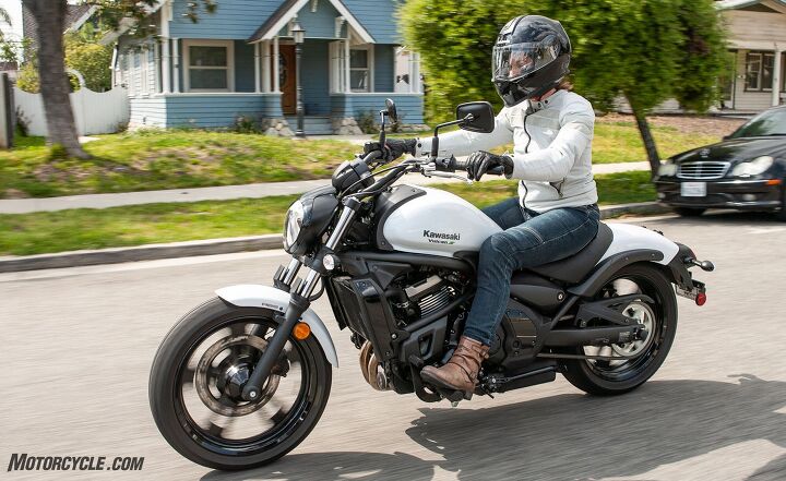 a shorter perspective kawasaki vulcan s, The Vulcan S 27 8 inch seat height was a boon around town where frequent stops require putting your feet down