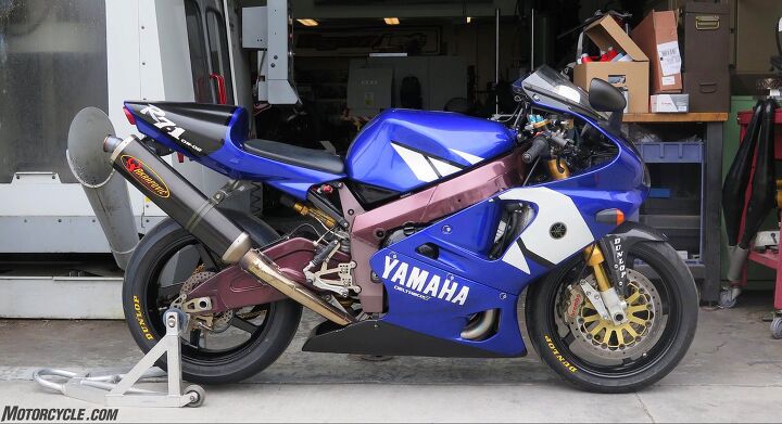 archive 2000 yamaha r7 1 hybrid, This street version of the hybrid was from the first batch Graves Motorsports built when the Frankenstein scars in the frame rails joining R7 to R1 to accommodate the bigger R1 motor were visible Why bother Because the R7 frame swingarm were said to be more 500 GP racer than streetbike with a torsional stiffness reportedly twice that of a first generation R1 Also adjustable steering head and swingarm pivots