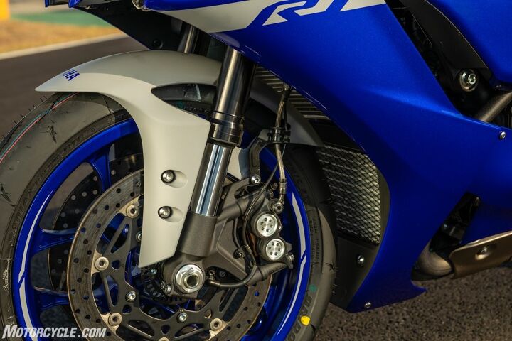 2020 yamaha yzf r1 review first ride, KYB revised the fork and shock on the standard R1 putting in a lighter spring among other little changes There are also new brake pads too