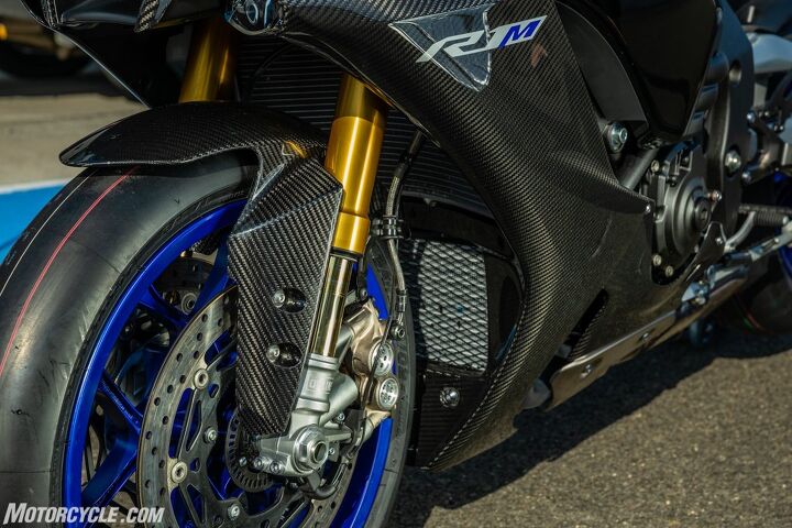 2020 Yamaha YZF-R1 Review – First Ride | Motorcycle.com