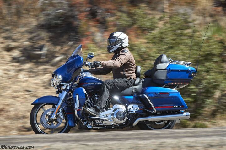 2020 vision new harley davidson touring models review, I deserve it CVO Limited in Moonlight Blue Deep Sea Blue with Tomahawk wheels