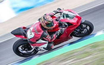 2020 Ducati Panigale V2 – Video Review