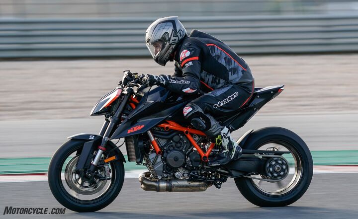 2020 ktm 1290 super duke r review first ride, Must get smaller on the bike