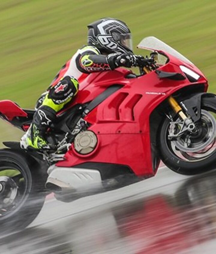 2020 Ducati Panigale V4 S Video Review