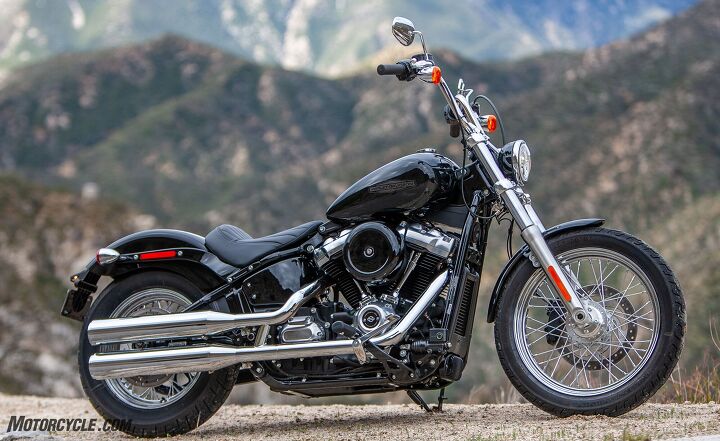 2020 harley davidson softail standard review, From the bobber styling to the solo seat the Softail Standard is about elemental motorcycling The Milwaukee Eight 107 may be the smallest one available but it still has plenty of power for this price range