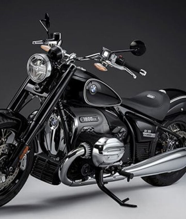 2021 BMW R18 First Look