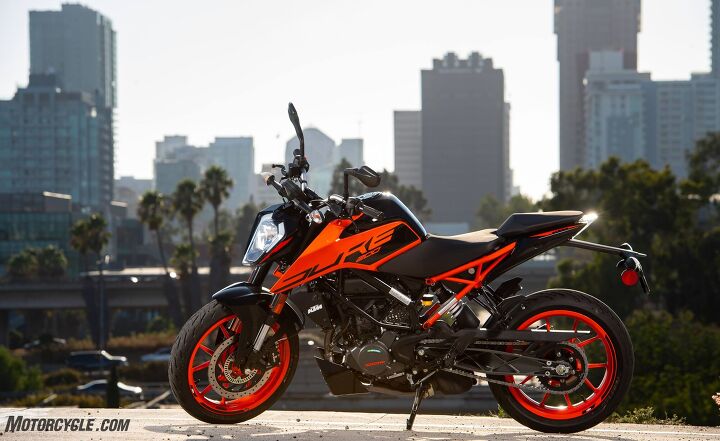 2020 Ktm 200 Duke Review - First Ride | Motorcycle.Com