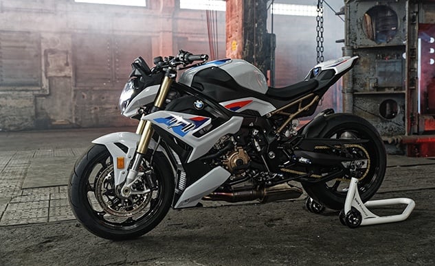 2021 BMW S 1000 R - First Look