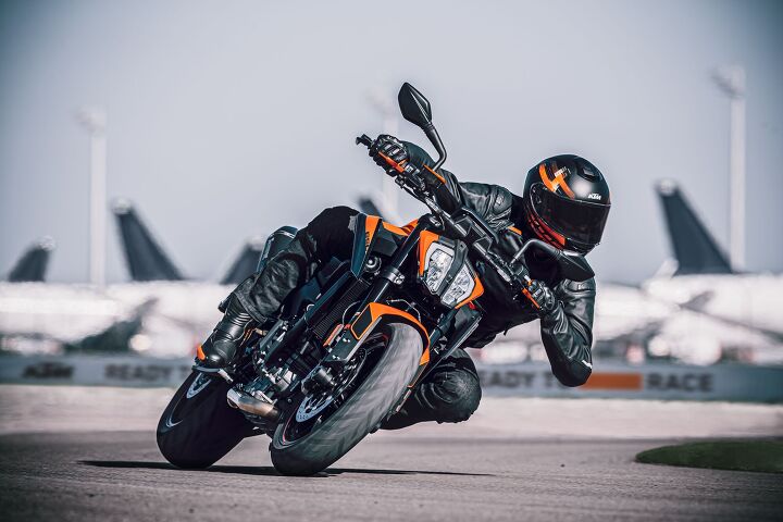 ktm introduces the 2021 890 duke, We ve loved the Duke lineup in all its different forms so there s no reason to believe this latest version will let us down