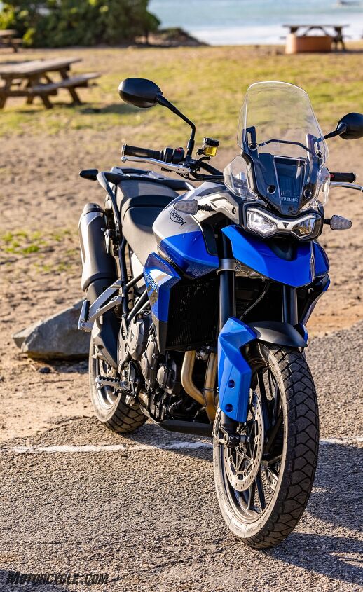 2021 triumph tiger 850 sport review first ride, Like a big friendly puppy really But one without heated grips or handguards either