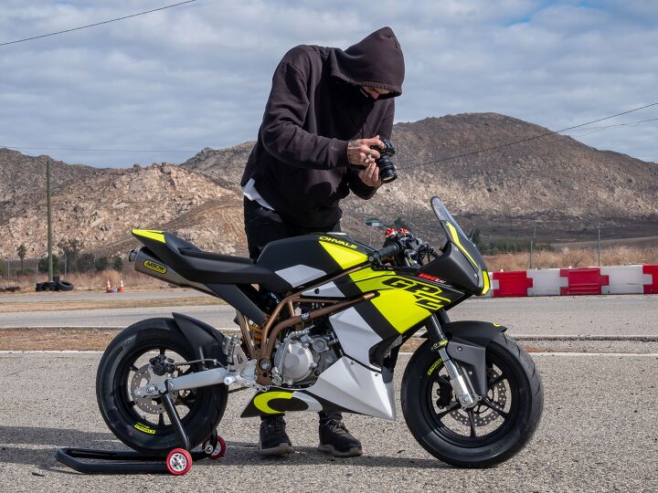 2021 ohvale gp 2 review first ride, How small are we talking Photographer for scale