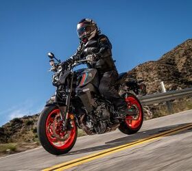 2021 Yamaha MT-09 first ride review - RevZilla
