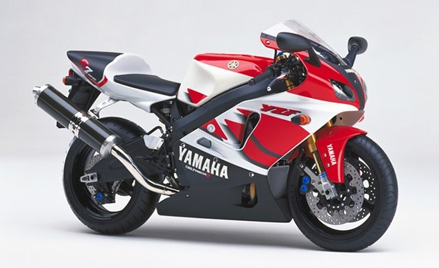 Yamaha Is Bringing Back The YZF-R7, According To CARB Certifications