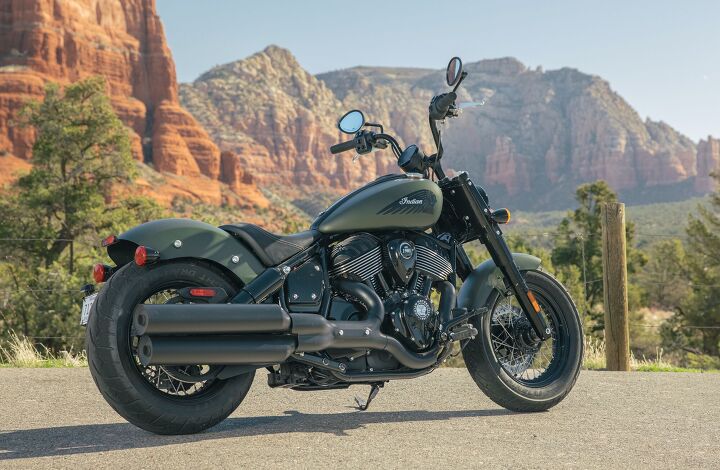 2022 indian chief review first ride, Chief Bobber and Chief Bobber Dark Horse with fat tires on 16 in wire spoked wheels mini ape hanger handlebars and forward controls go for 15 999 and 18 999
