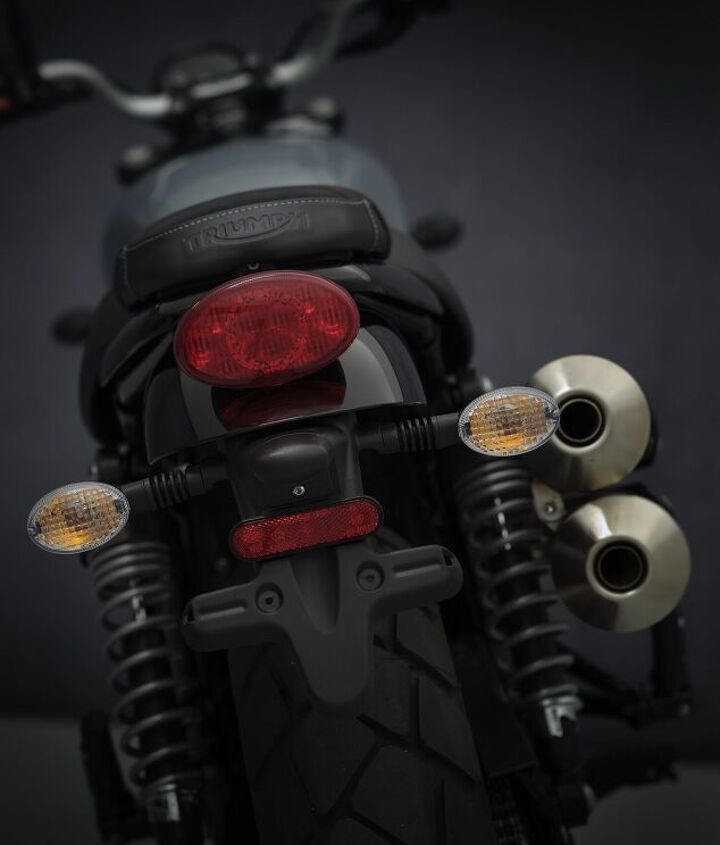 2022 triumph street scrambler line includes new sandstorm edition