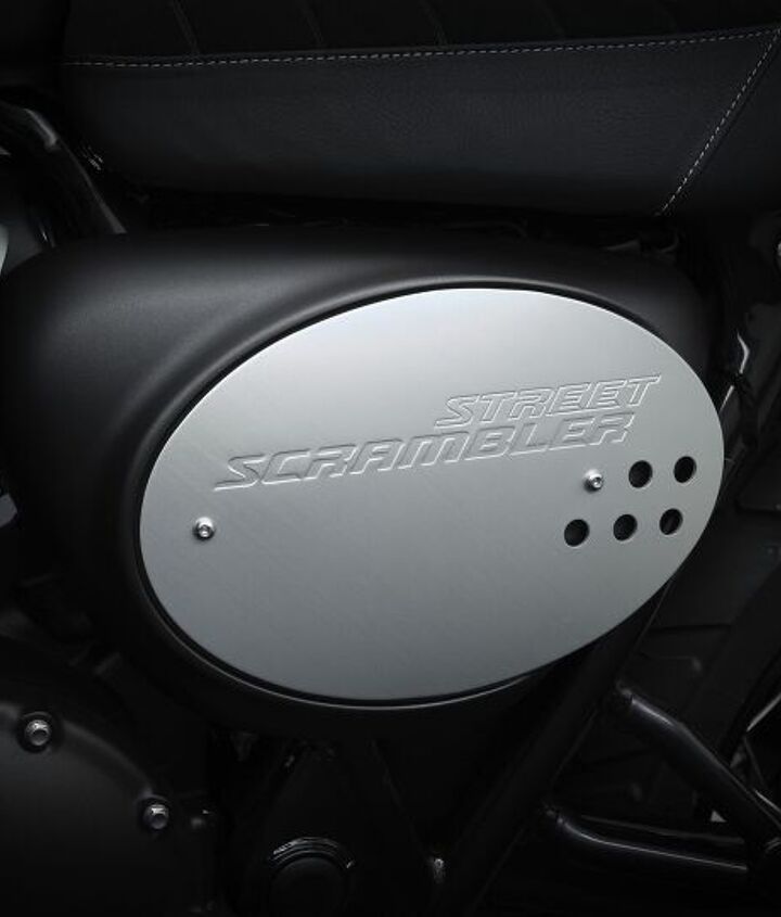 2022 triumph street scrambler line includes new sandstorm edition