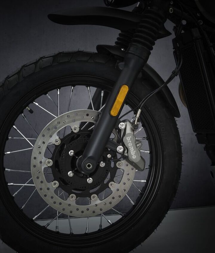 2022 triumph street scrambler line includes new sandstorm edition